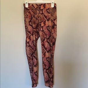 Old Navy Pink Snakeprint leggings